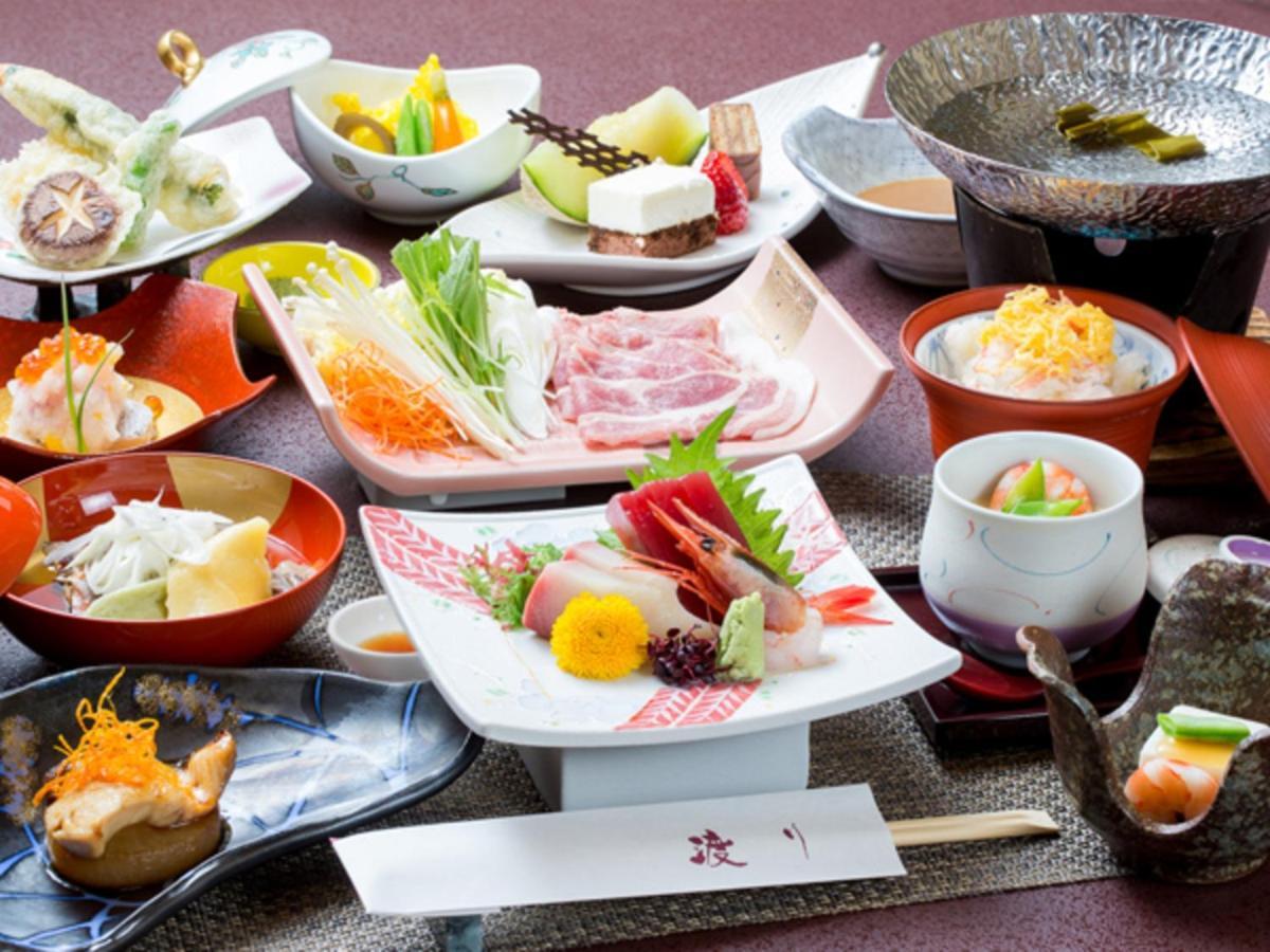 ホテル Watari Onsen Bettei-Kaede 花巻市 エクステリア 写真